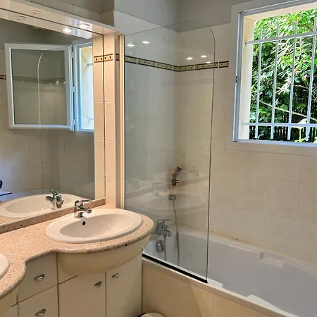 Villa 4 Chambres Avec Piscine Chauffee Vue Golf Entre Ocean & Lac Plage A 5 Min * Lacanau