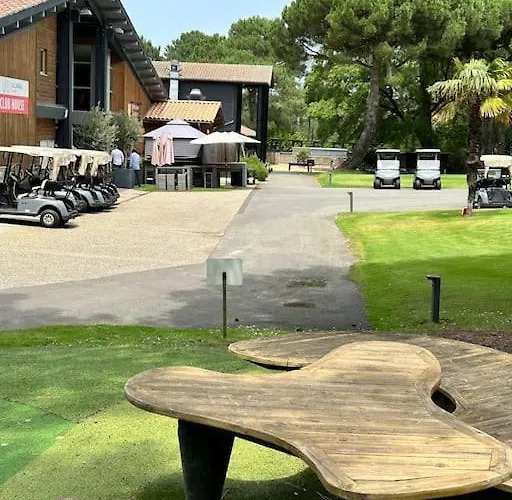 Villa Luxe Piscine Chauffee, 4 Chambres, Surplombant Le Golf Entre Ocean & Lac Plage A 5 Min Lacanau