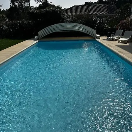 Villa 4 Chambres Avec Piscine Chauffee Vue Golf Entre Ocean & Lac Plage A 5 Min * Lacanau