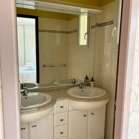 Premium Piscine Chauffee Sur Golf Et 8 Minutes De L'ocean Вилла Лакано