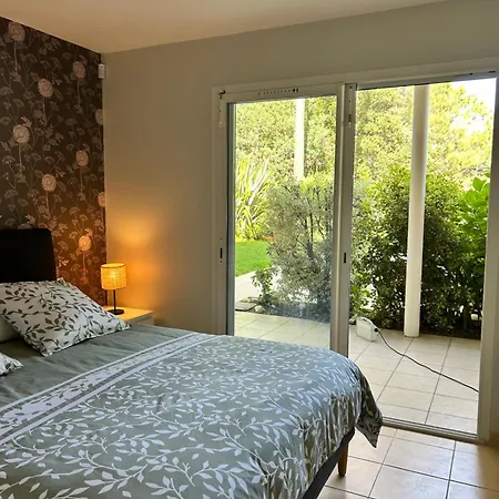 Villa 4 Chambres Avec Piscine Chauffee Vue Golf Entre Ocean & Lac Plage A 5 Min * Lacanau