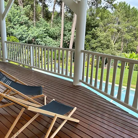 Villa 4 Chambres Avec Piscine Chauffee Vue Golf Entre Ocean & Lac Plage A 5 Min * Lacanau