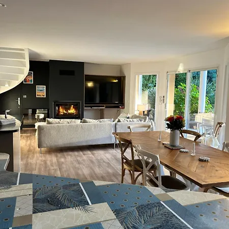 Luxe Piscine Chauffee, 4 Chambres, Surplombant Le Golf Entre Ocean & A 5 Min