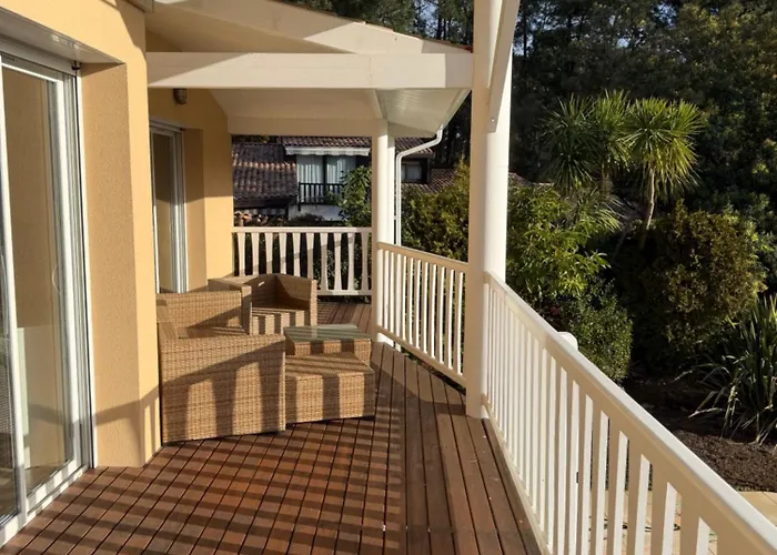 Villa 4 Avec Piscine Chauffée Vue Golf Entre Océan&lac à 5 Min *